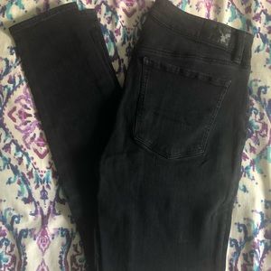 Black American Eagle jeggings